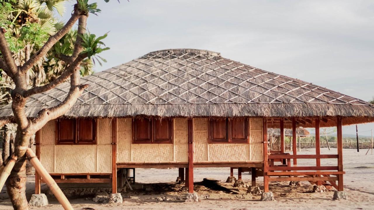Costa Beach Resort & Club Waingapu Eksteriør bilde